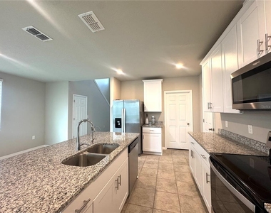 493 Sun Warbler Way - Photo Thumbnail 9
