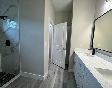 7065 N Lime Drive - Photo Thumbnail 8
