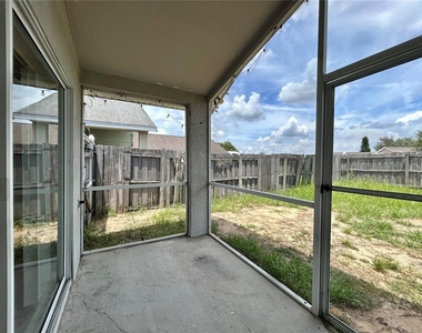 138 Sir Phillips Drive - Photo Thumbnail 14