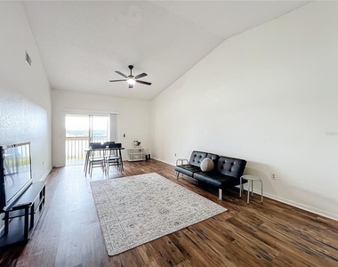 4166 Plantation Cove Drive - Photo Thumbnail 12