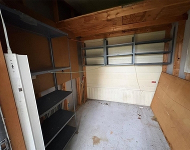 9147 Samaritan Avenue - Photo Thumbnail 14