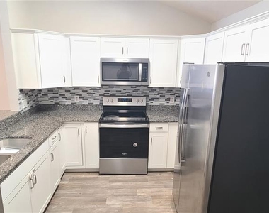 3524 Forest Branch Drive - Photo Thumbnail 3