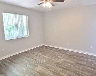 3524 Forest Branch Drive - Photo Thumbnail 10