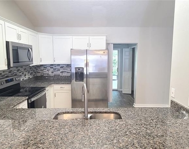 3524 Forest Branch Drive - Photo Thumbnail 4