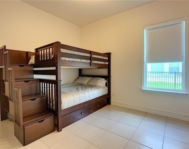5358 Bowman Drive - Photo Thumbnail 12