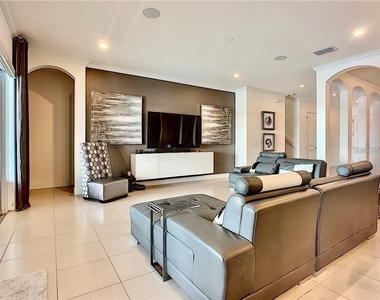 5358 Bowman Drive - Photo Thumbnail 5