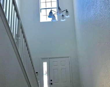 3032 Ashland Lane S - Photo Thumbnail 12