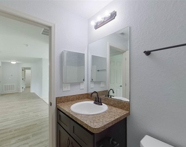 14584 Sw 75th Circle - Photo Thumbnail 6