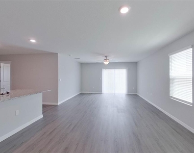 8641 Sw 43rd Terrace - Photo Thumbnail 3