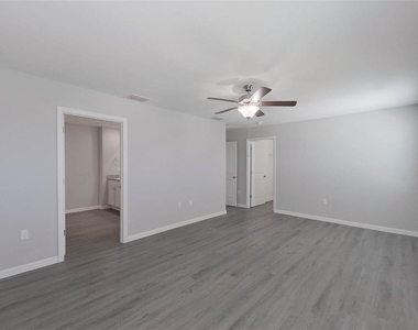 8641 Sw 43rd Terrace - Photo Thumbnail 16