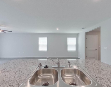 8641 Sw 43rd Terrace - Photo Thumbnail 11