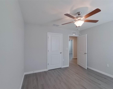 8641 Sw 43rd Terrace - Photo Thumbnail 24