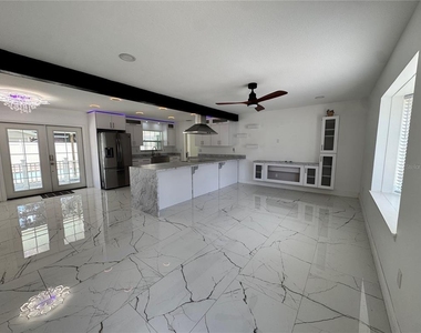 4324 Pine Lake Drive - Photo Thumbnail 3