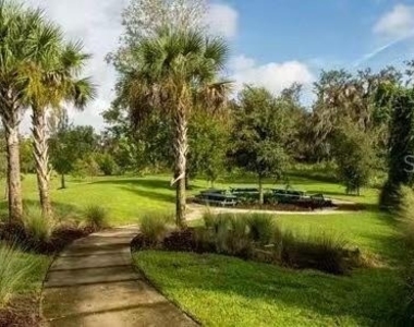 1367 Viscaya Cove Boulevard - Photo Thumbnail 32