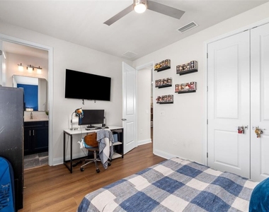 2509 Sw 120th Drive - Photo Thumbnail 26