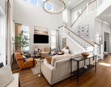 2509 Sw 120th Drive - Photo Thumbnail 3