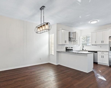 39 Magnolia Drive S - Photo Thumbnail 1