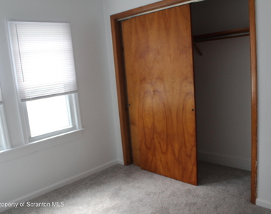 1346 Madison Avenue - Photo Thumbnail 33