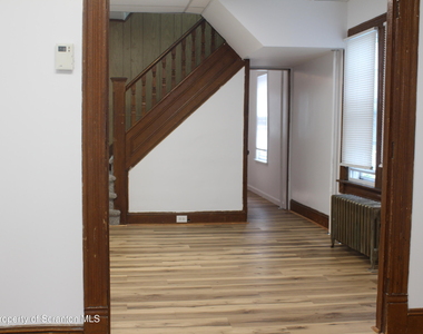 1346 Madison Avenue - Photo Thumbnail 3