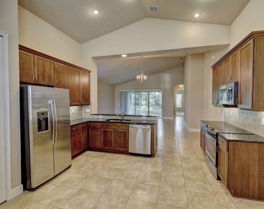 649 Elk River Drive - Photo Thumbnail 7