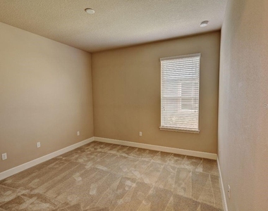 649 Elk River Drive - Photo Thumbnail 6