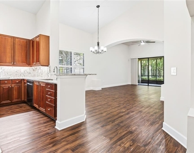 763 Cobblestone Way - Photo Thumbnail 14