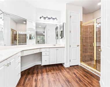 763 Cobblestone Way - Photo Thumbnail 24