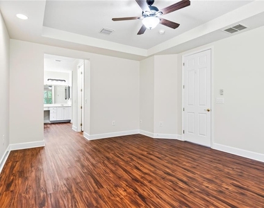 763 Cobblestone Way - Photo Thumbnail 21