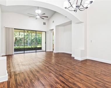 763 Cobblestone Way - Photo Thumbnail 16