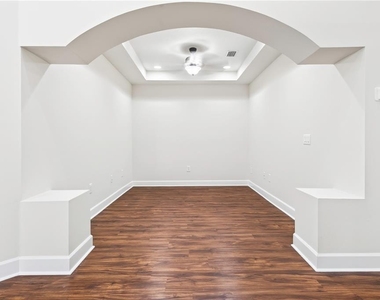 763 Cobblestone Way - Photo Thumbnail 13