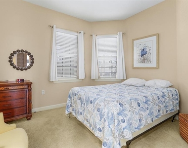 8541 Amberjack Circle - Photo Thumbnail 12