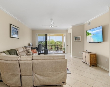 8541 Amberjack Circle - Photo Thumbnail 3