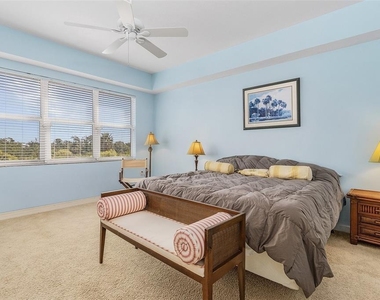 8541 Amberjack Circle - Photo Thumbnail 16
