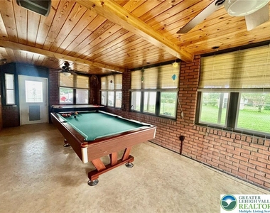8740 Breiningsville - Photo Thumbnail 21