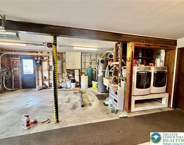 8740 Breiningsville - Photo Thumbnail 25
