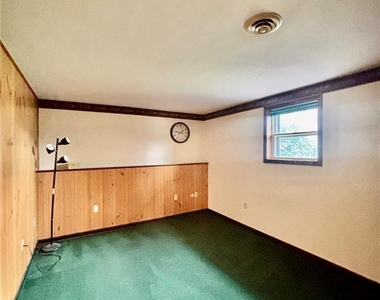 8740 Breiningsville - Photo Thumbnail 18