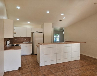 4526 Santa Barbara Boulevard - Photo Thumbnail 5