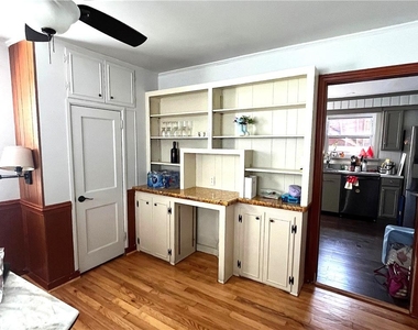 1735 Jefferson Avenue - Photo Thumbnail 3