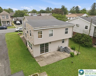 1839 6th Street - Photo Thumbnail 37