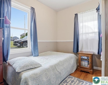 1839 6th Street - Photo Thumbnail 18