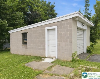 1839 6th Street - Photo Thumbnail 35