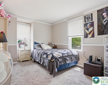 1839 6th Street - Photo Thumbnail 21