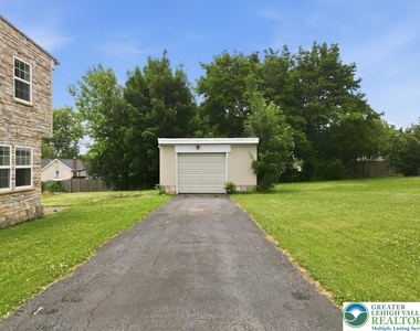 1839 6th Street - Photo Thumbnail 34