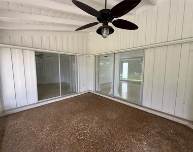 8735 Dunmore Drive - Photo Thumbnail 18