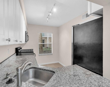 7294 Cloister Drive - Photo Thumbnail 5