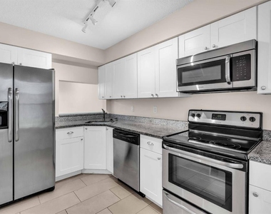 7294 Cloister Drive - Photo Thumbnail 4