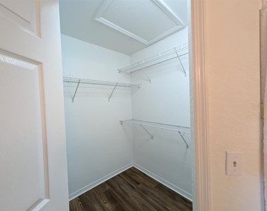 5691 Bidwell Parkway - Photo Thumbnail 24