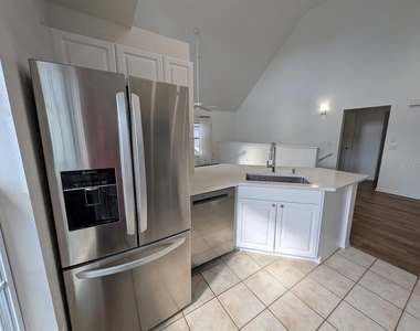 5691 Bidwell Parkway - Photo Thumbnail 2