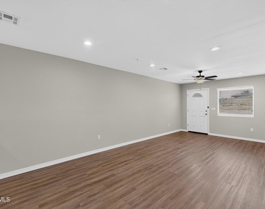 1483 O Sullivan Drive - Photo Thumbnail 7