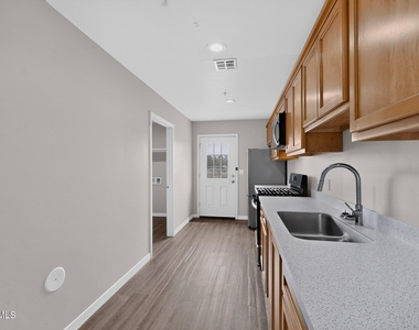 1483 O Sullivan Drive - Photo Thumbnail 12